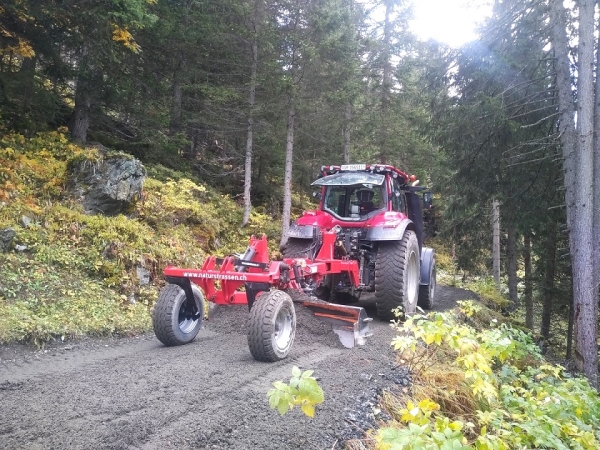 AGROSERV.ch, Cotti Agrar Forst Kommunal, Pirmin Cotti, Caltgera 5, CH - 7456 Sur