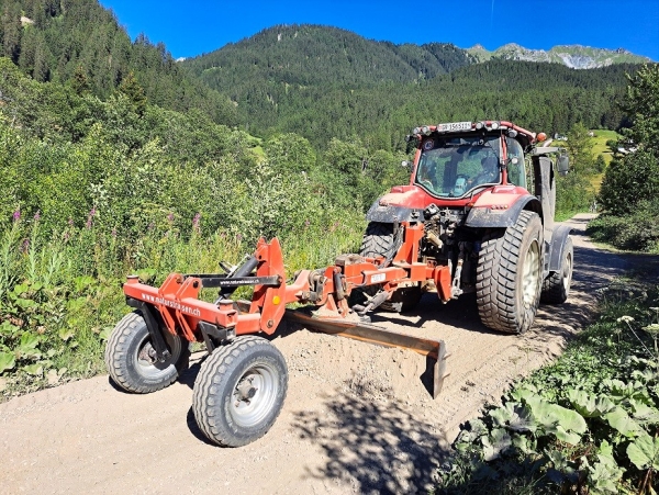 AGROSERV.ch, Cotti Agrar Forst Kommunal, Pirmin Cotti, Caltgera 5, CH - 7456 Sur